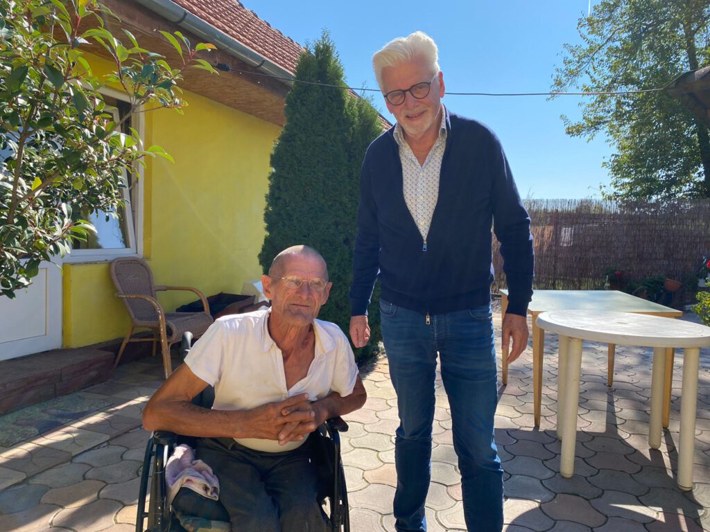 Roemenië ouderenopvang & Hulp aan buurthuis